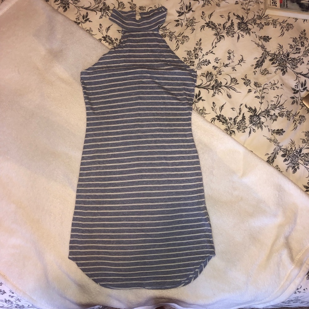 LA HEARTS high-neck t-shirt dress